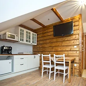  Apartmán Bajkowy & Dwupoziomowy Krzesany