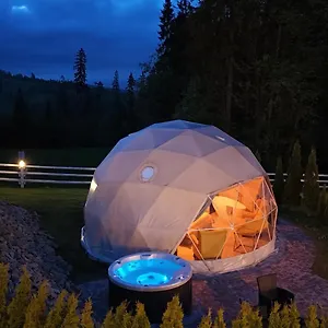  Luxusní stan Mountain Glamp & Jacuzzi